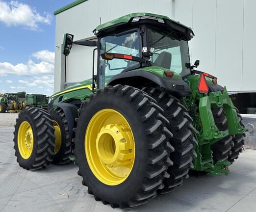 Image of John Deere 8R 410 equipment image 4