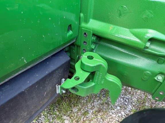 Image of John Deere 8R 410 equipment image 4