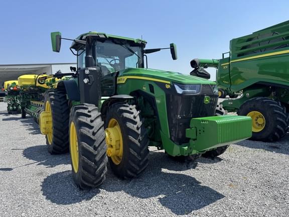 Image of John Deere 8R 410 equipment image 2