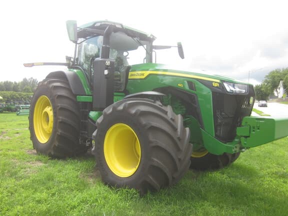 Image of John Deere 8R 410 equipment image 1