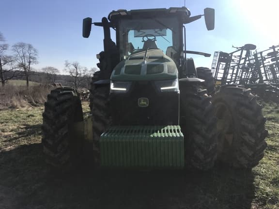 Image of John Deere 8R 410 equipment image 2