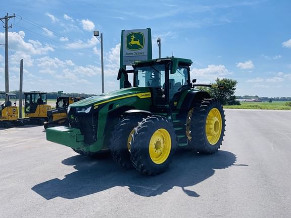2024 John Deere 8R 410 Equipment Image0