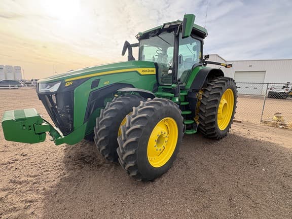 Image of John Deere 8R 410 equipment image 4