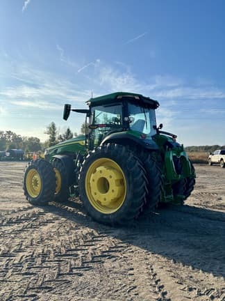 Image of John Deere 8R 410 equipment image 2