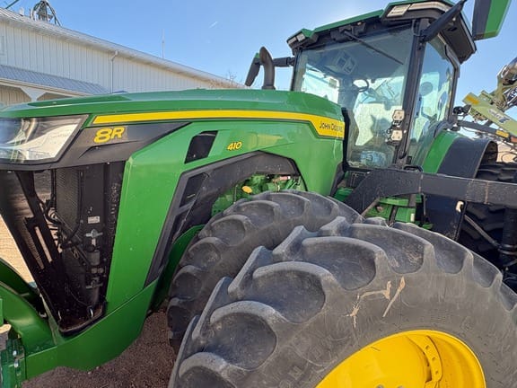 2024 John Deere 8R 410 Equipment Image0