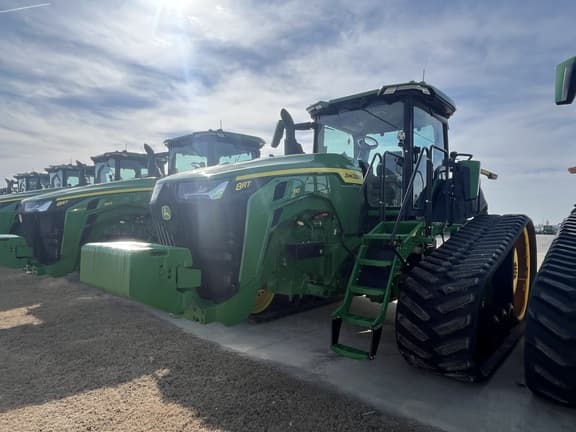 Image of John Deere 8RT 310 equipment image 1