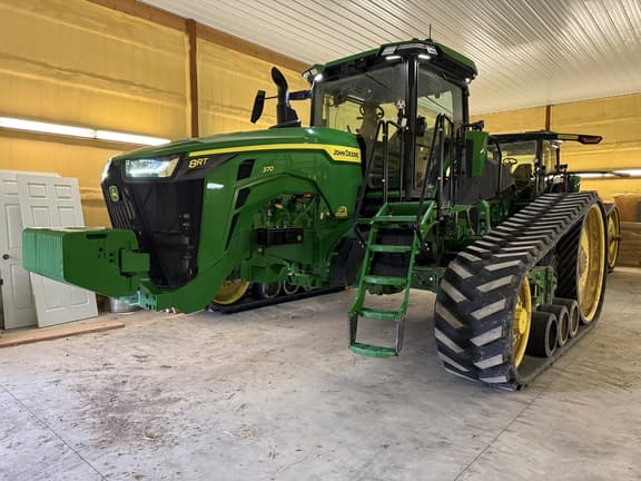 Image of John Deere 8RT 370 equipment image 1