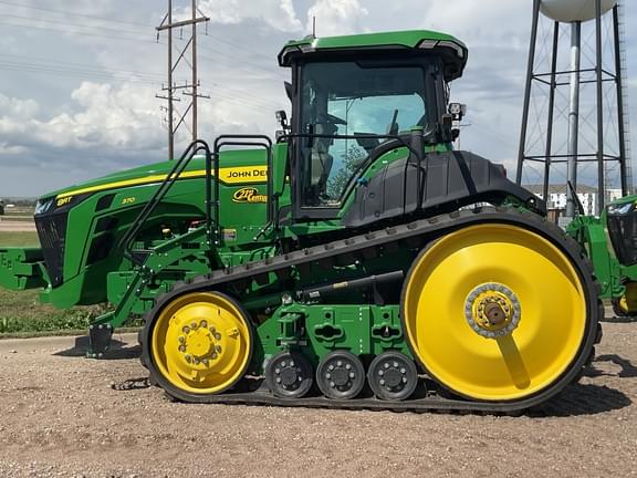 Image of John Deere 8RT 370 equipment image 1