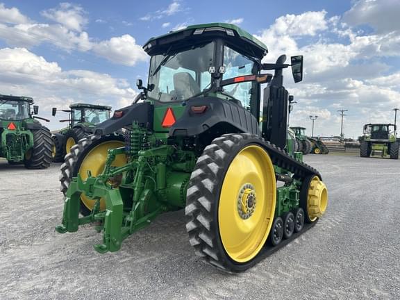 Image of John Deere 8RT 370 equipment image 4