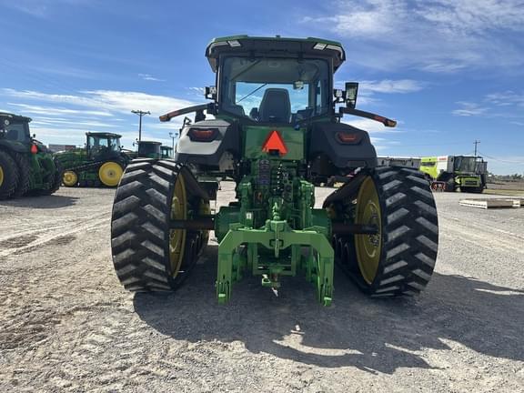 Image of John Deere 8RT 370 equipment image 3