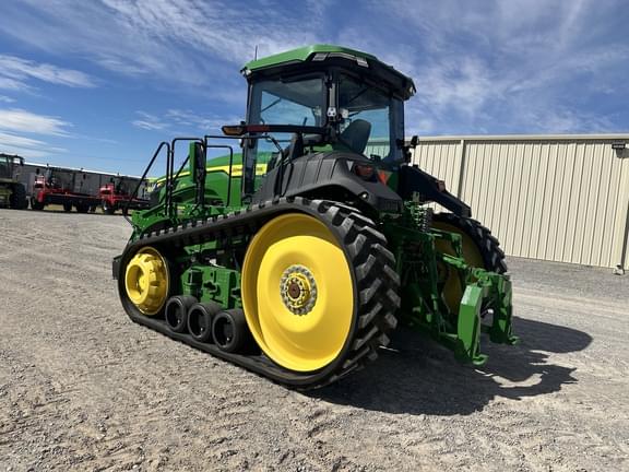 Image of John Deere 8RT 370 equipment image 2