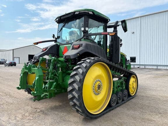 Image of John Deere 8RT 370 equipment image 4