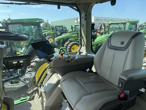 Image of John Deere 8RX 340 equipment image 2