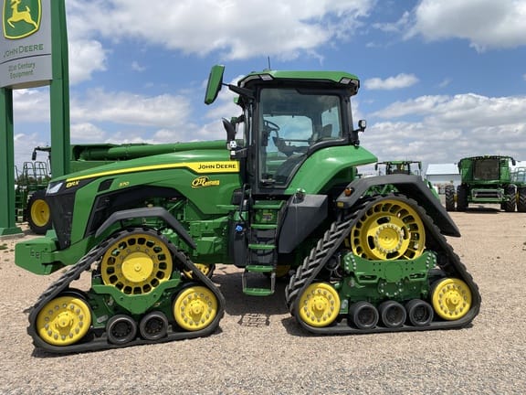 2024 John Deere 8RX 370 Equipment Image0