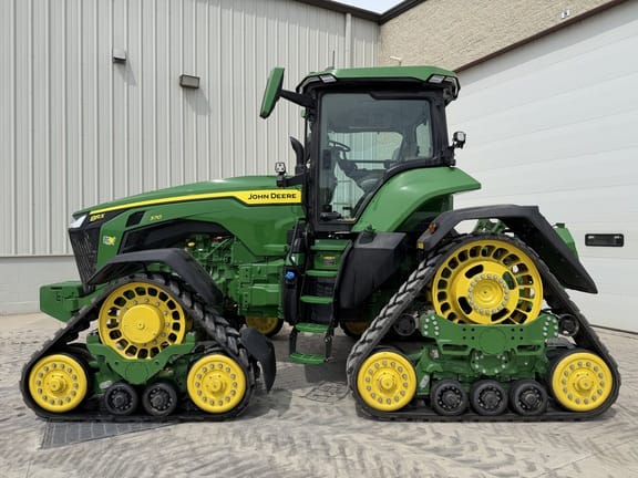 2024 John Deere 8RX 370 Equipment Image0