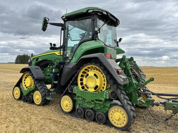 Image of John Deere 8RX 410 equipment image 2