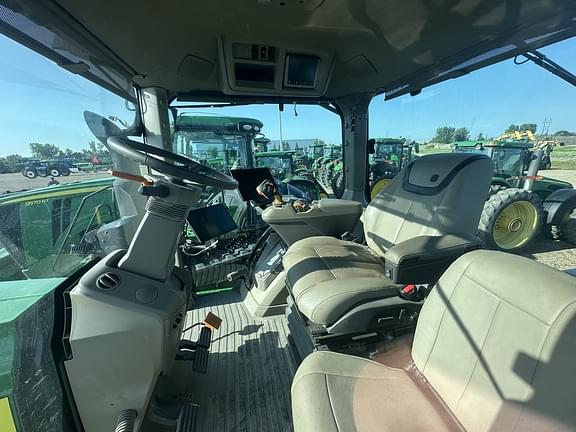 Image of John Deere 8RX 410 equipment image 3