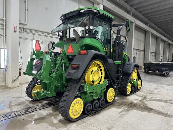 Image of John Deere 8RX 410 equipment image 2