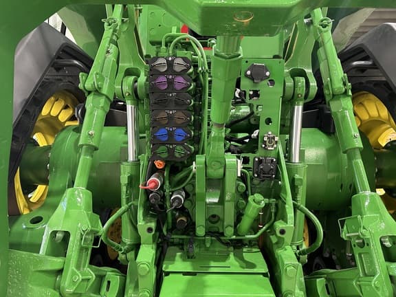 Image of John Deere 8RX 410 equipment image 3