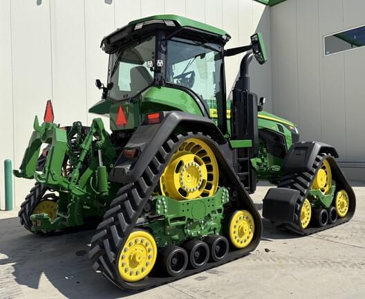 Image of John Deere 8RX 410 equipment image 2