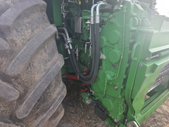 Image of John Deere 9700 equipment image 3
