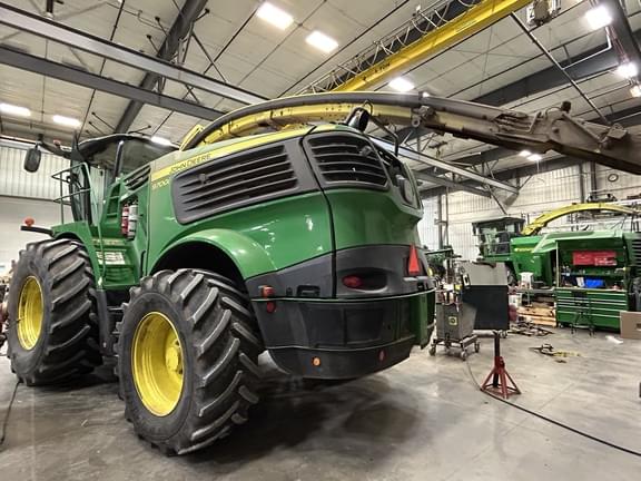 Image of John Deere 9700 equipment image 3