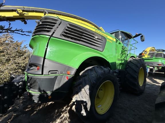 Image of John Deere 9700 equipment image 2