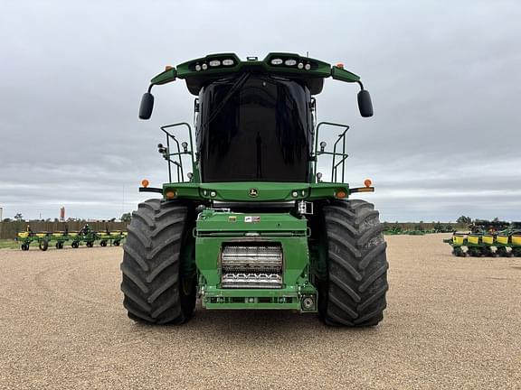 Image of John Deere 9900 equipment image 1