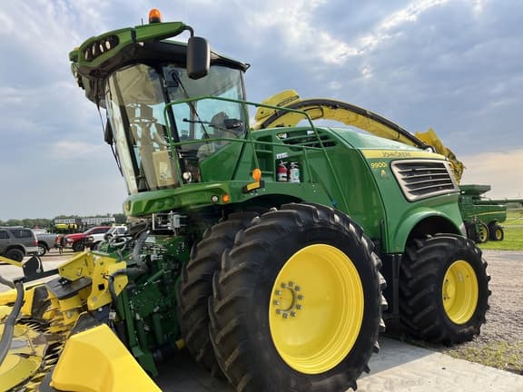Image of John Deere 9900 equipment image 1