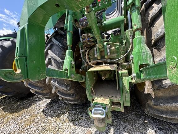 Image of John Deere 9R 390 equipment image 4