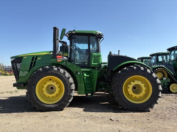 Image of John Deere 9R 390 equipment image 2