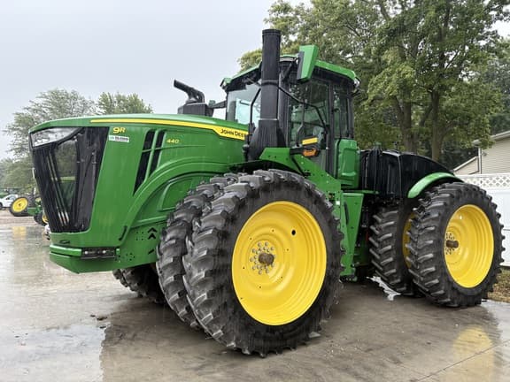 Image of John Deere 9R 440 Primary image