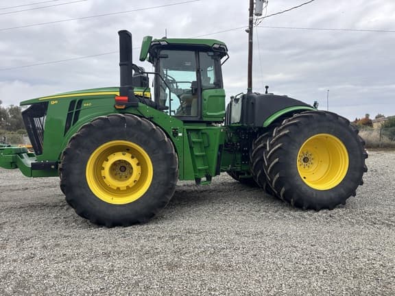 Image of John Deere 9R 440 equipment image 2