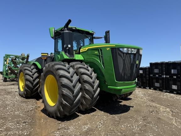 Image of John Deere 9R 440 equipment image 1