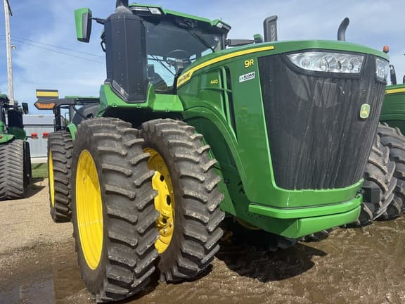 Image of John Deere 9R 440 equipment image 2