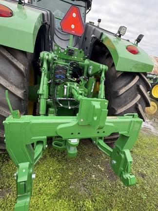 Image of John Deere 9R 490 equipment image 2