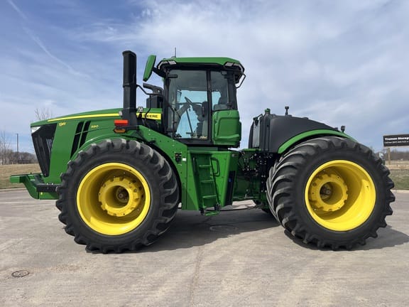 2024 John Deere 9R 590 Equipment Image0