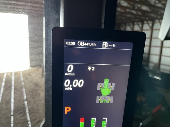 Image of John Deere 9R 590 equipment image 1