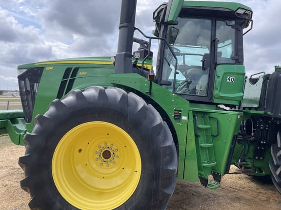 Image of John Deere 9R 590 equipment image 1