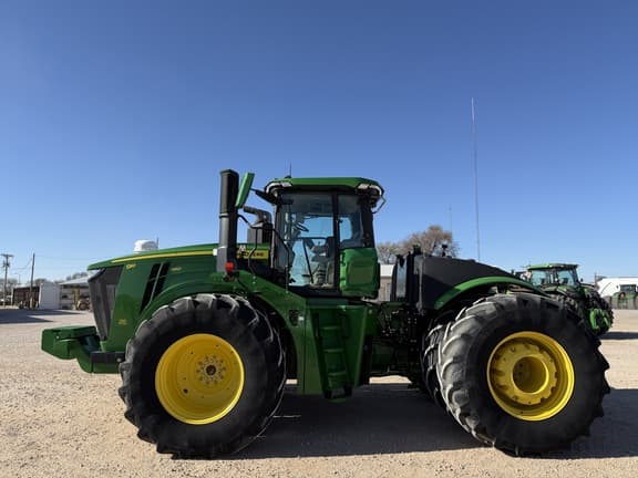 Image of John Deere 9R 590 equipment image 1