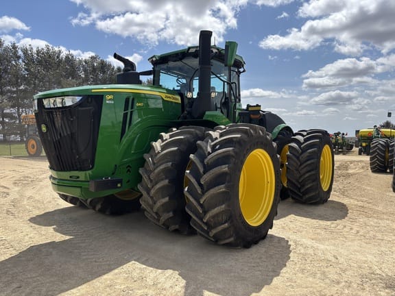 2024 John Deere 9R 640 Equipment Image0