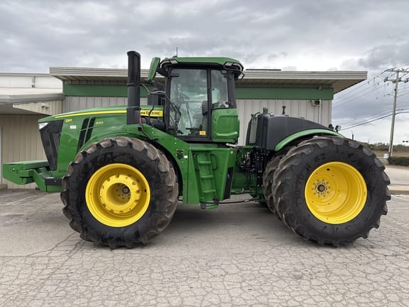 2024 John Deere 9R 640 Equipment Image0