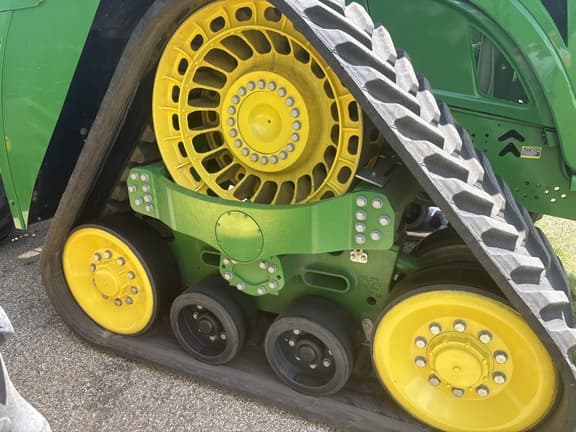 Image of John Deere 9RX 590 equipment image 3