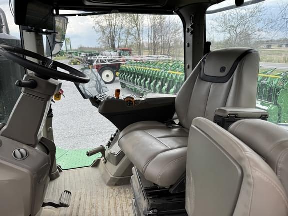 Image of John Deere 9RX 590 equipment image 4