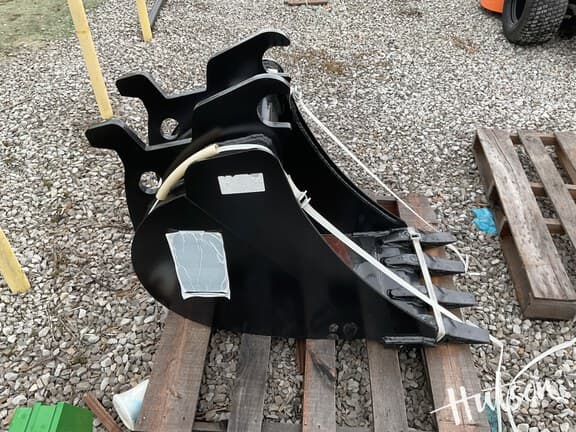 Image of John Deere BYT10989 equipment image 1