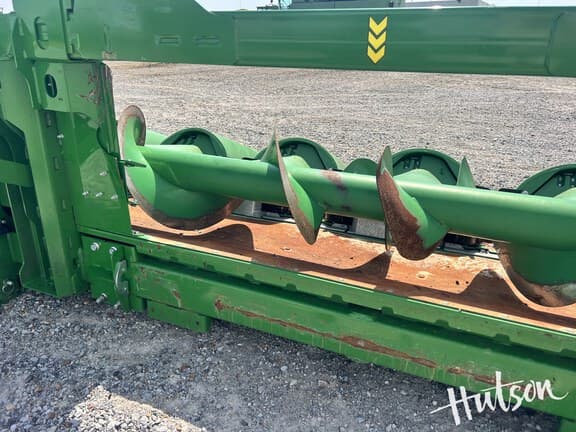 Image of John Deere C12F equipment image 1