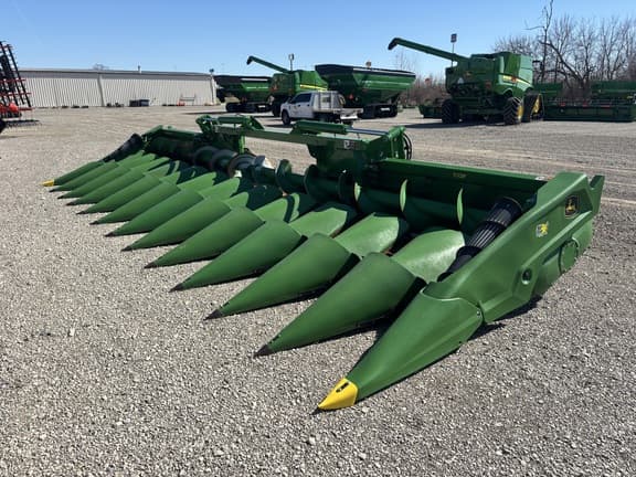 Image of John Deere C12F Primary image