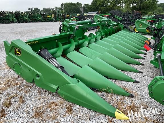 Image of John Deere C12F Primary image