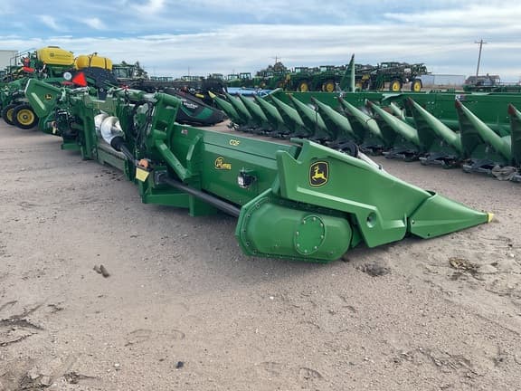 Image of John Deere C12F equipment image 2