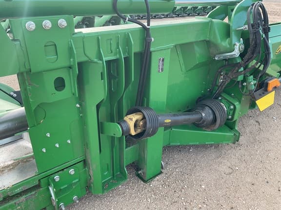 Image of John Deere C12F equipment image 4